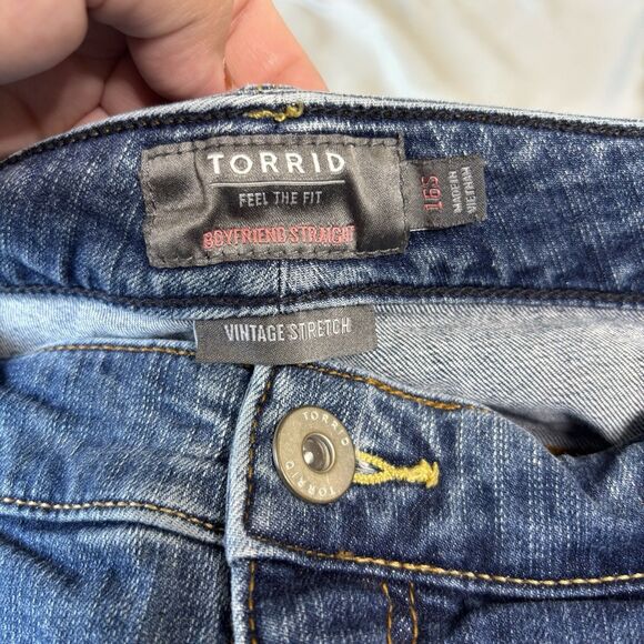 Torrid Jeans Women’s 16S Blue Boyfriend Straight Stretch Denim Cotton - Picture 2 of 6